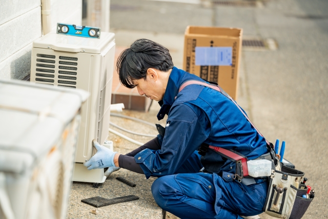室外機の交換 | 有限会社シナ設備工業
